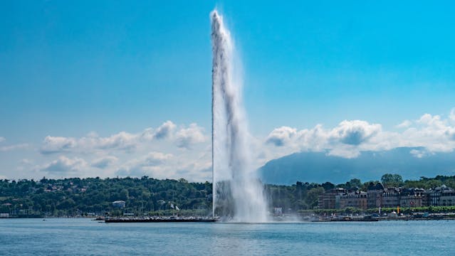 Paris à Genève