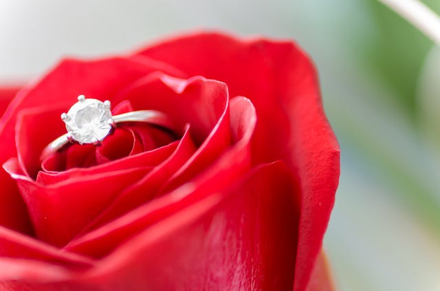 Wedding chauffeur service – luxury car for your special day
